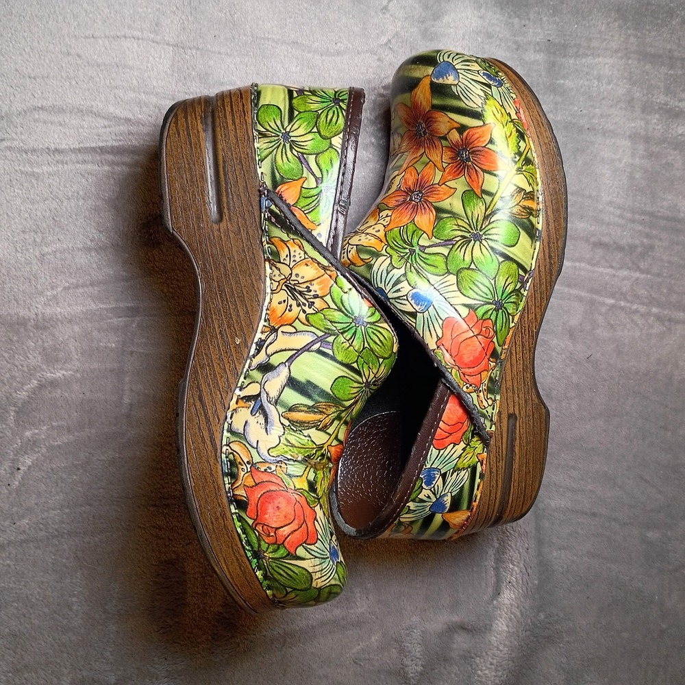 Dansko Professional Floral Leather Clogs EU 37 US 6.5-7 Multi Color Boho Work